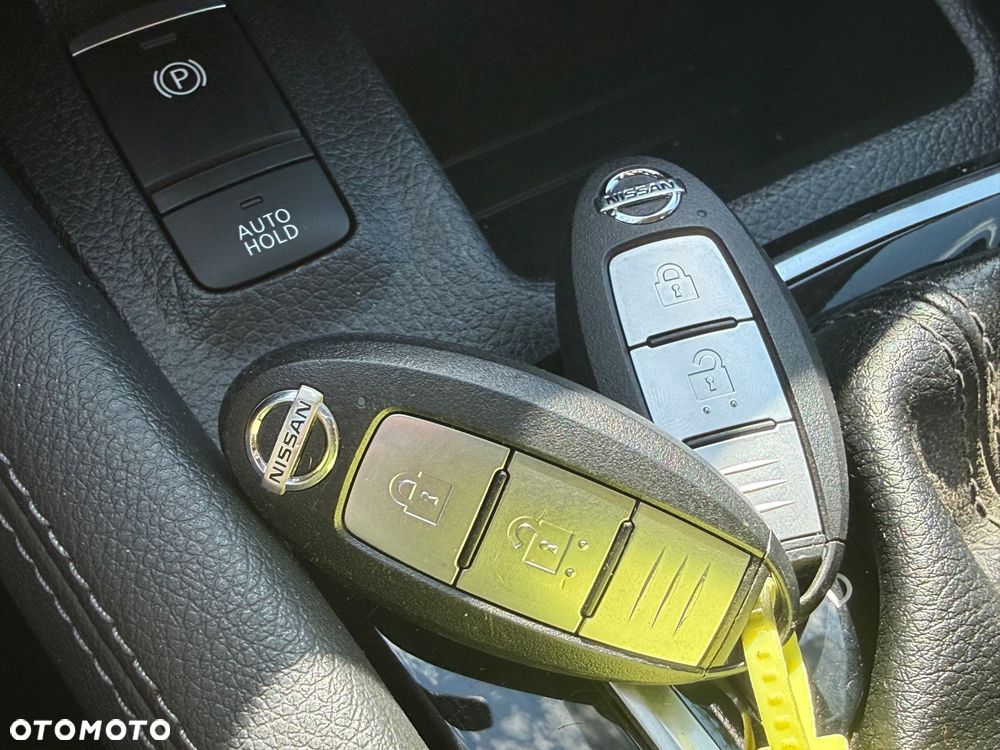Nissan Qashqai 1.7 dCi 4x4 N-Connecta Xtronic - 19