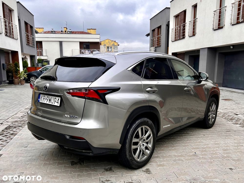 Lexus NX 300h Prestige AWD - 5