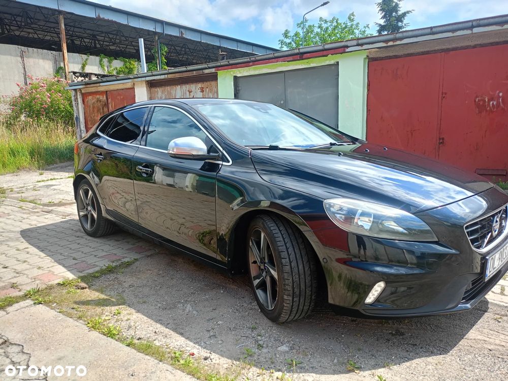 Volvo V40 D2 R-Design - 7