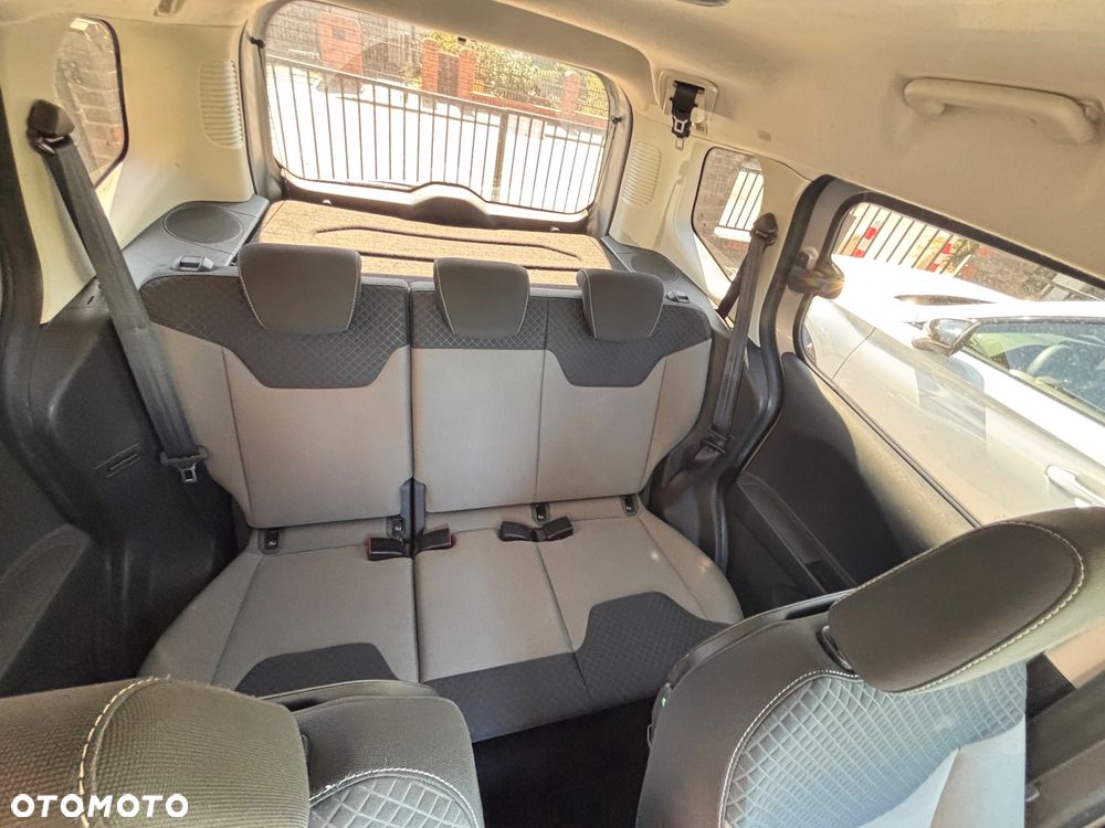 Ford Tourneo Courier 1.0 EcoBoost Trend - 9