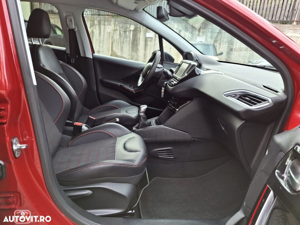 Peugeot 208 PureTech 110 Stop & Start Signature - 15