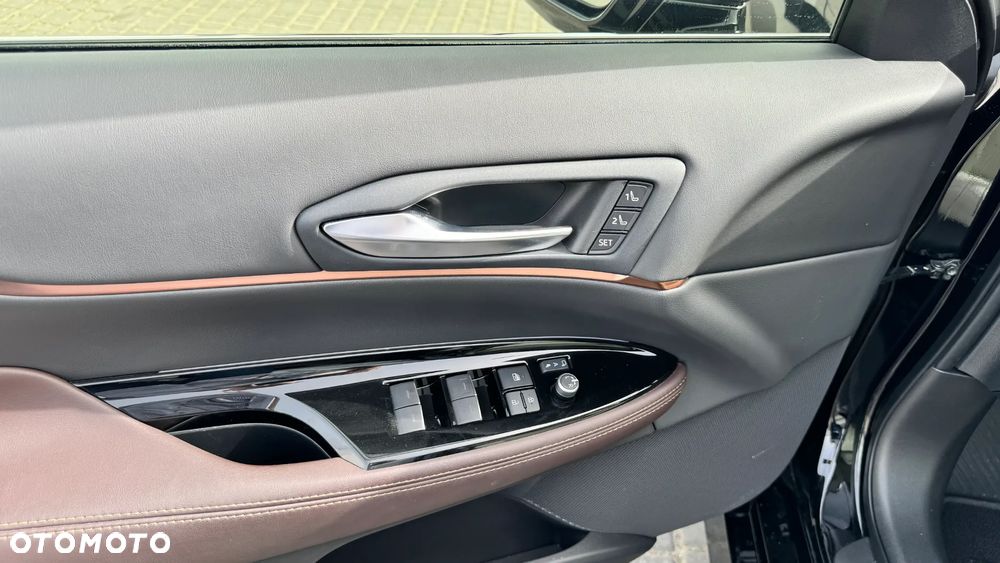 Toyota Mirai Luxury - 11