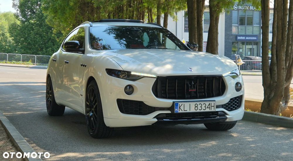 Maserati Levante S Q4 - 4