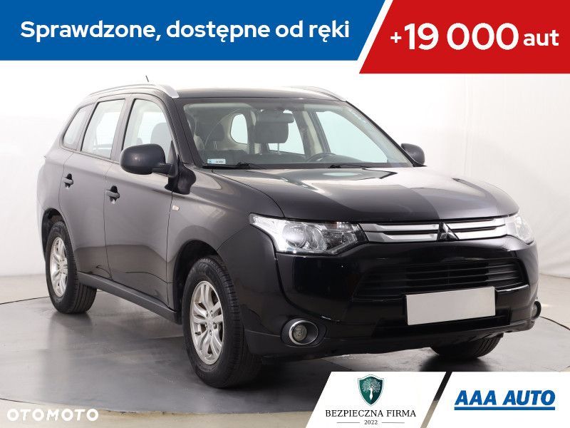 Mitsubishi Outlander - 1