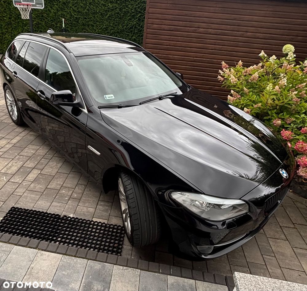 BMW Seria 5 525d - 6