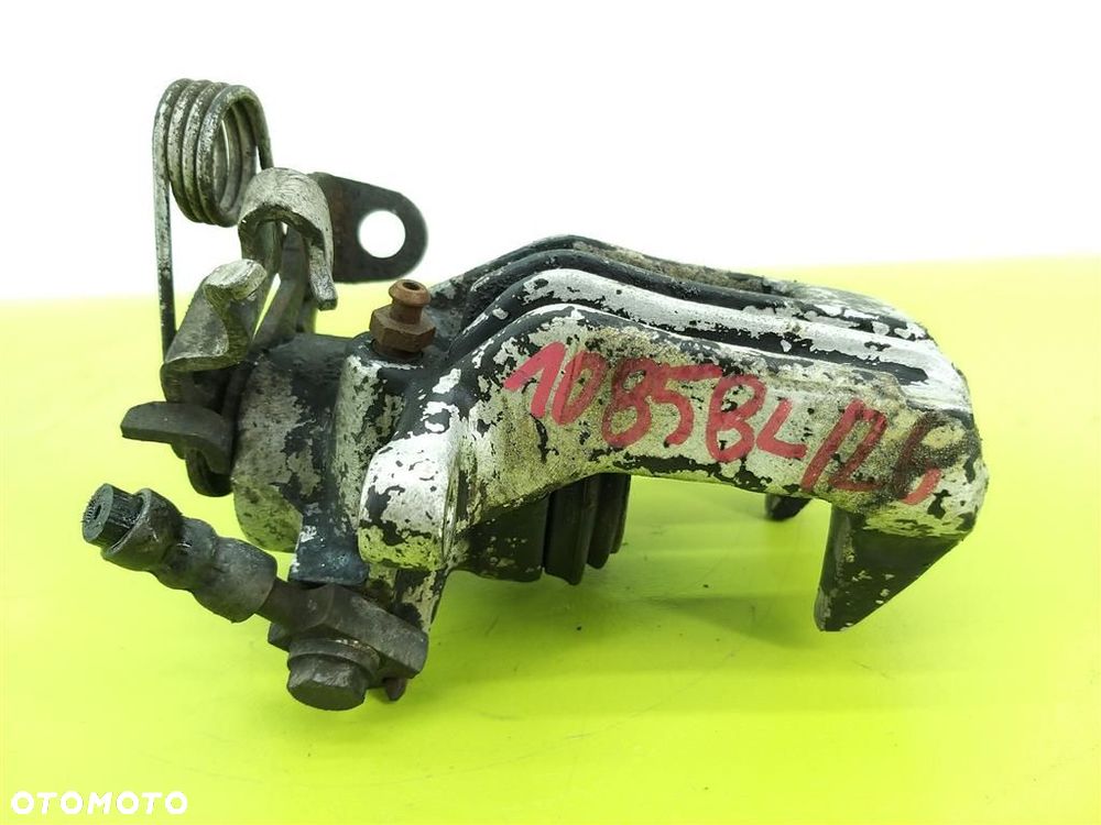 Zacisk hamulcowy tył lewy Audi A4 B6 8E  2000-2006 SEDAN SKODA VW SEAT - 1