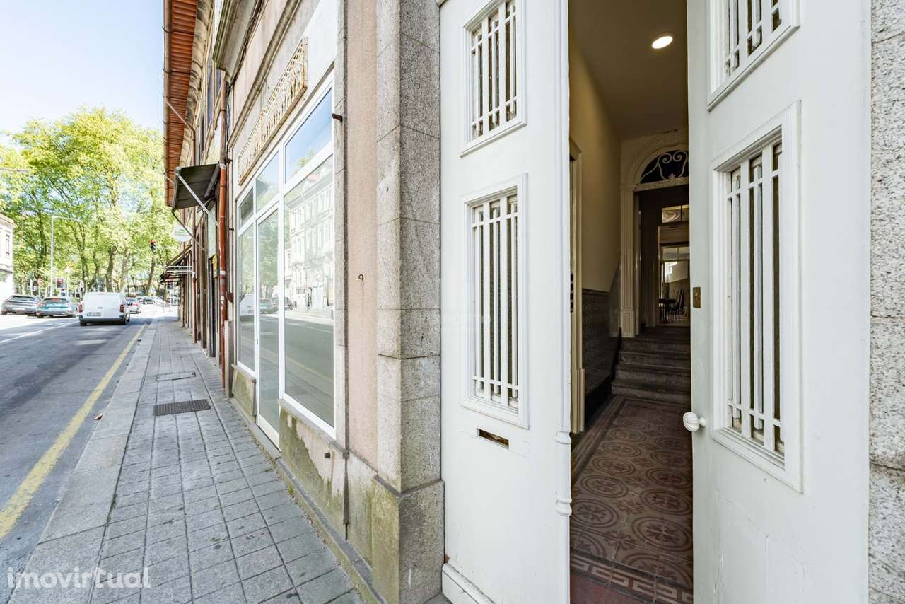 Prédio à venda Rua Santa Catarina - Residencial Estudantes/Projeto Apa - Grande imagem: 3/40