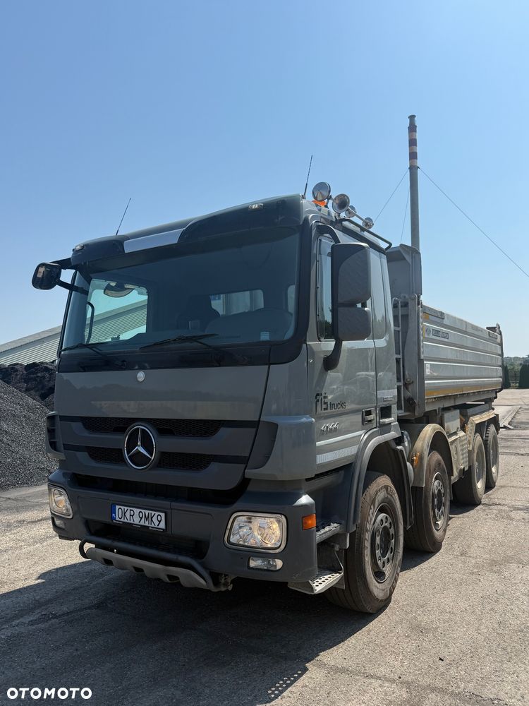 Mercedes-Benz ACTROS - 3