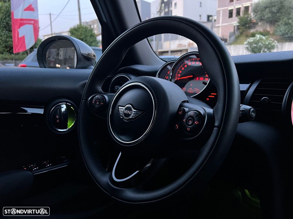 MINI 5 Portas Cooper D - 21