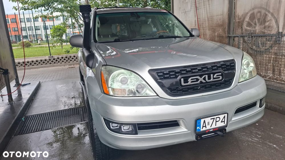 Lexus GX - 1