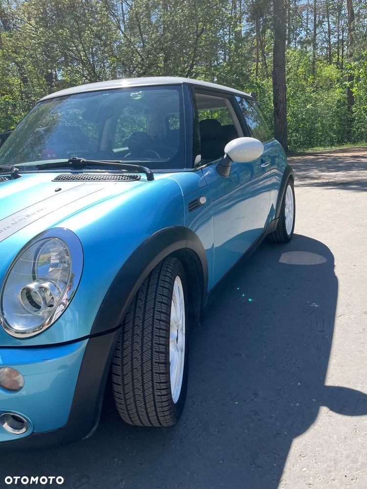 MINI Cooper Standard - 2