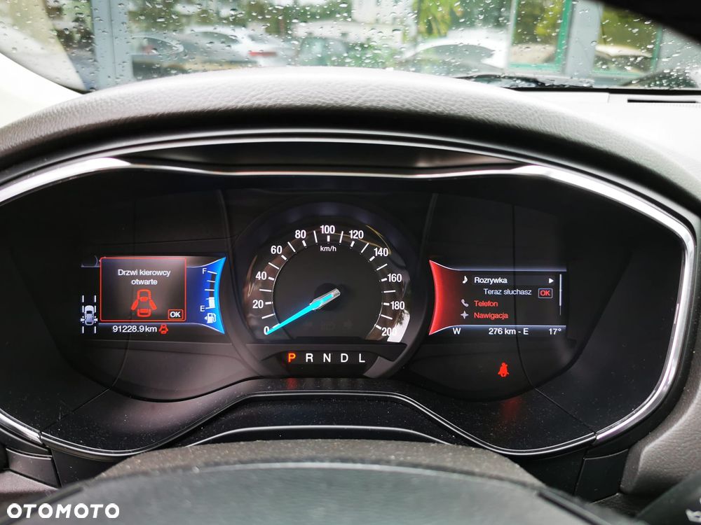 Ford Mondeo 2.0 Hybrid Titanium - 23