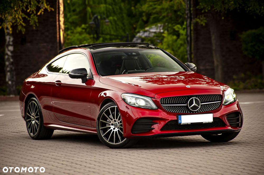 Mercedes-Benz Klasa C 300 d 4Matic 9G-TRONIC AMG Line - 12