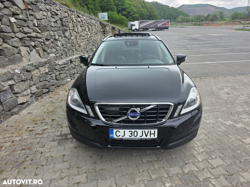 Volvo XC 60 D5 AWD Edition Pro - 3