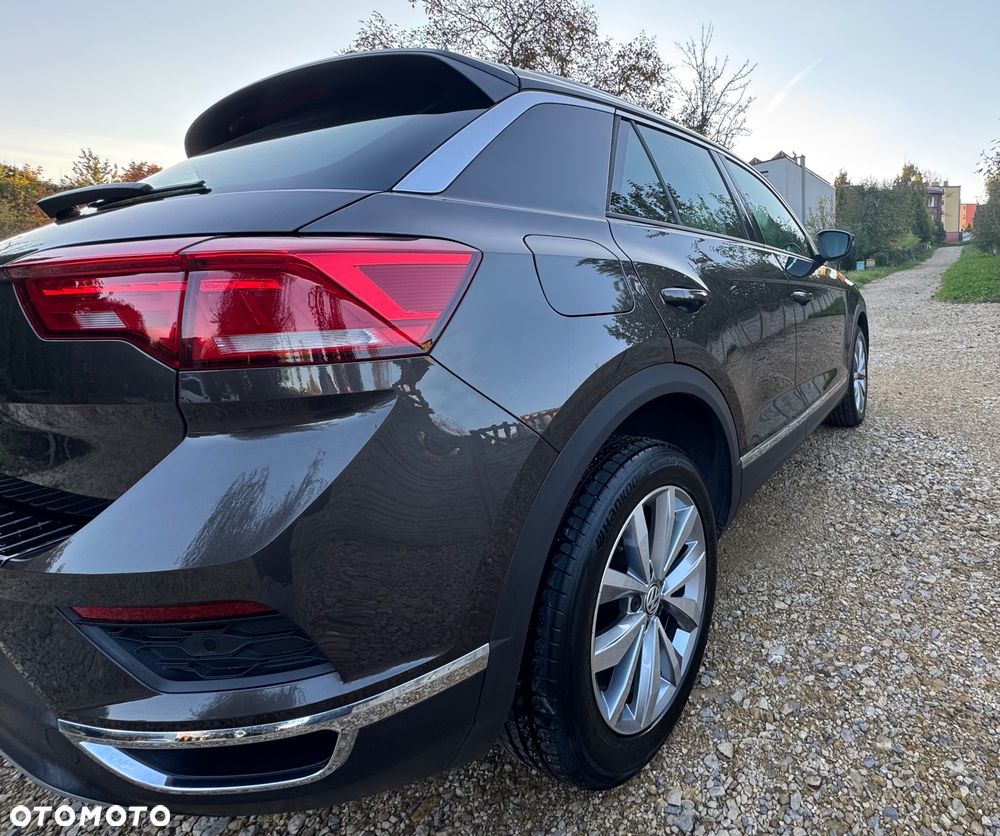 Volkswagen T-Roc - 9