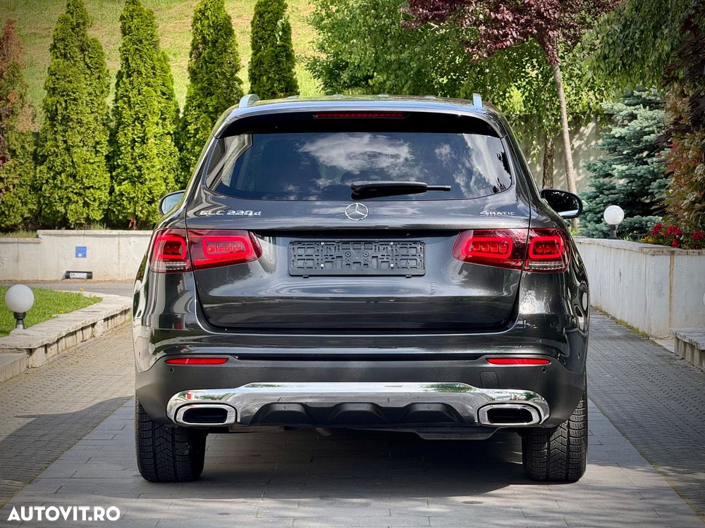 Mercedes-Benz GLC 220 d 4MATIC 9G-TRONIC Exclusive - 4