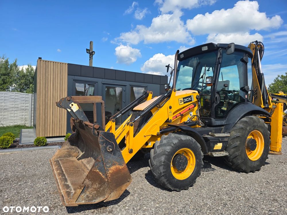 JCB