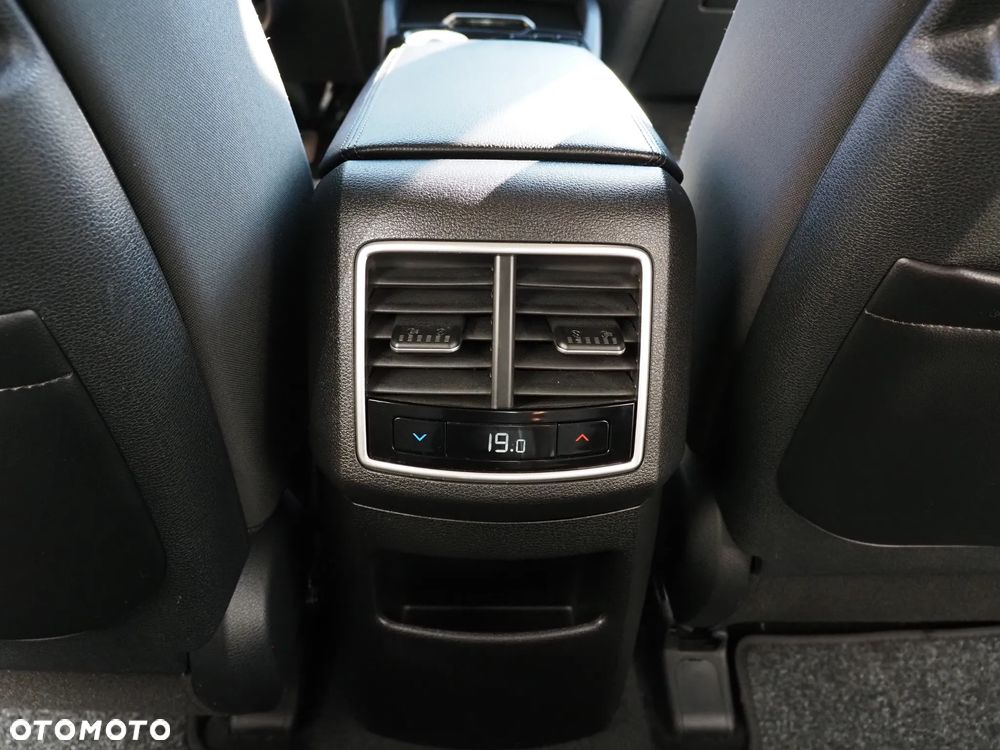 Kia Sportage 1.6 T-GDI PHEV L 4WD - 16