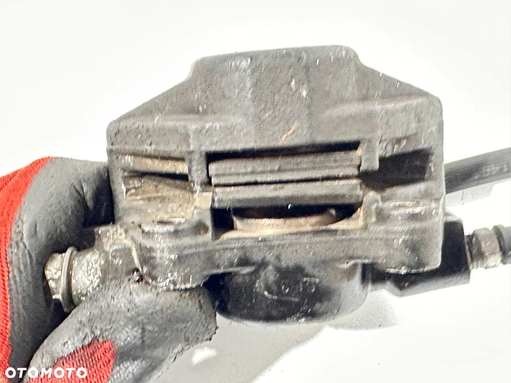 Zacisk pompa przód Piaggio Zip 50 - 2