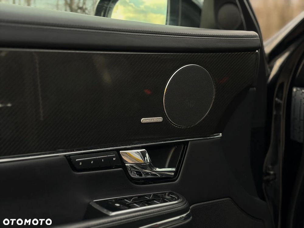 Jaguar XJ 3.0 D V6 Premium Luxury - 11