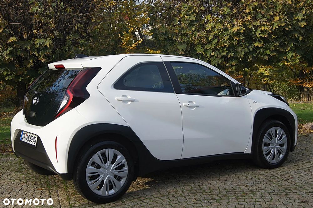 Toyota Aygo X 1.0 VVT-i X-play - 12