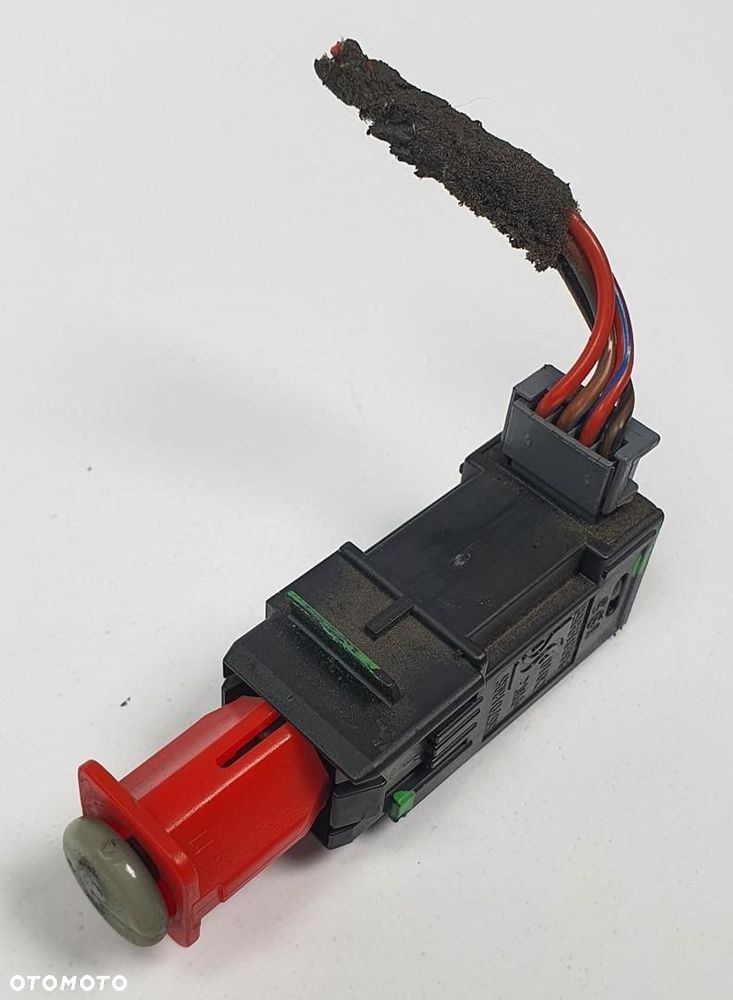 CZUJNIK ŚWIATEŁ STOP OPEL ASTRA III H 55701395 - 1