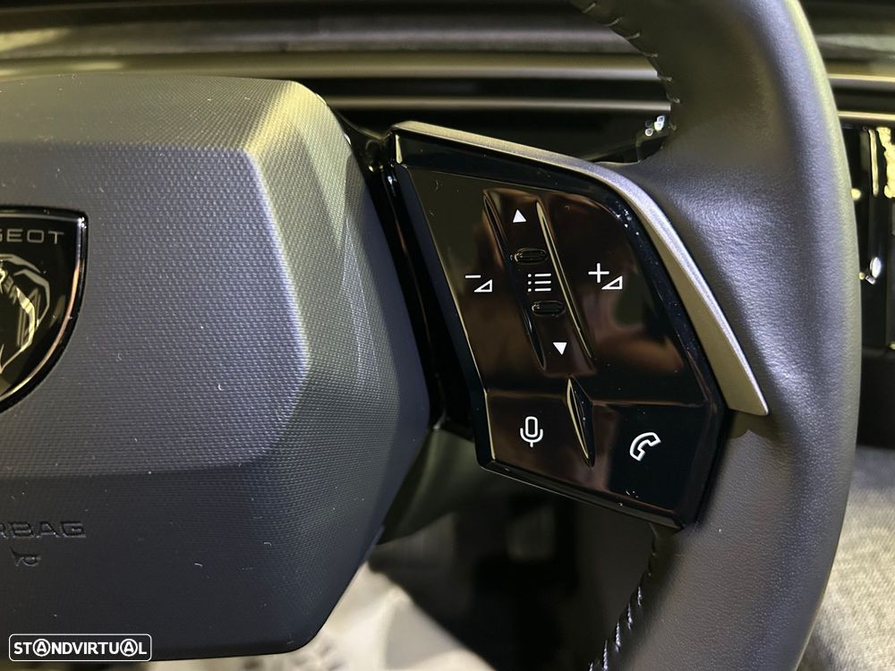 Peugeot 3008 1.2 Hybrid Allure Pack e-DCS6 - 33