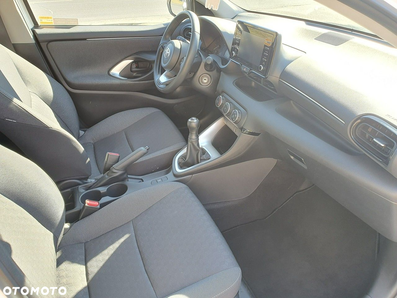 Toyota Yaris - 17