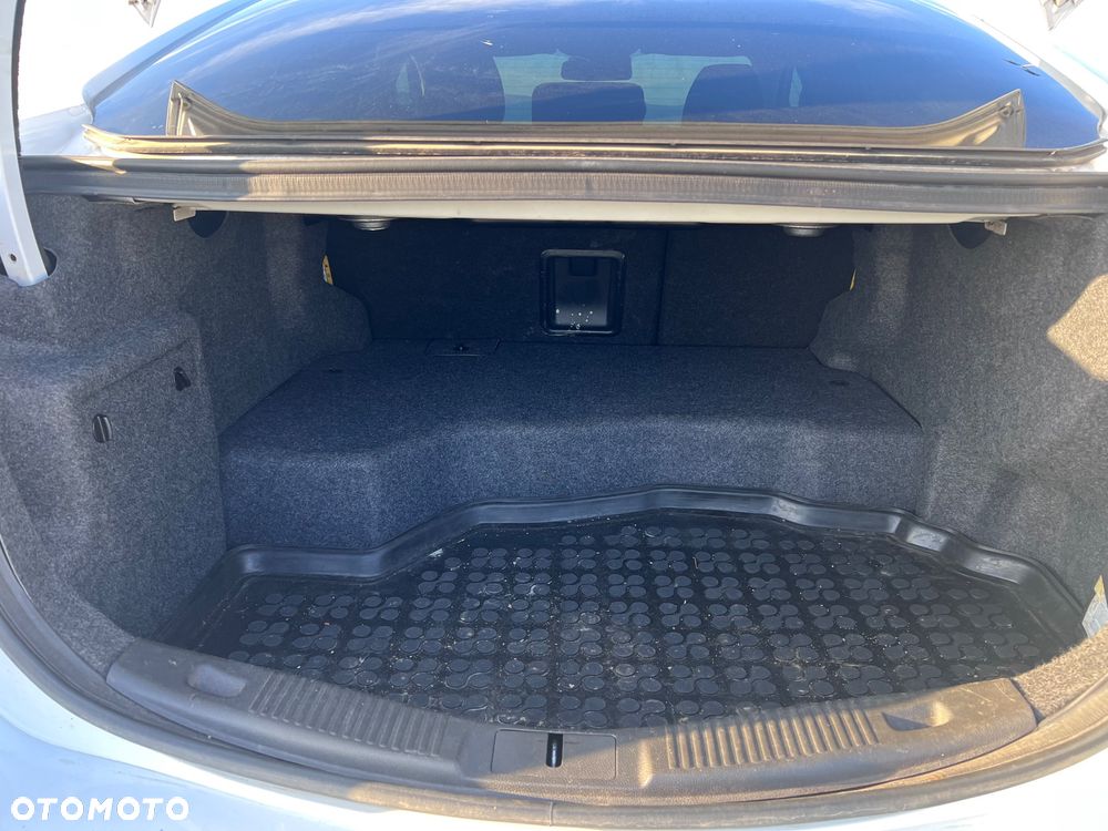 Ford Mondeo - 10