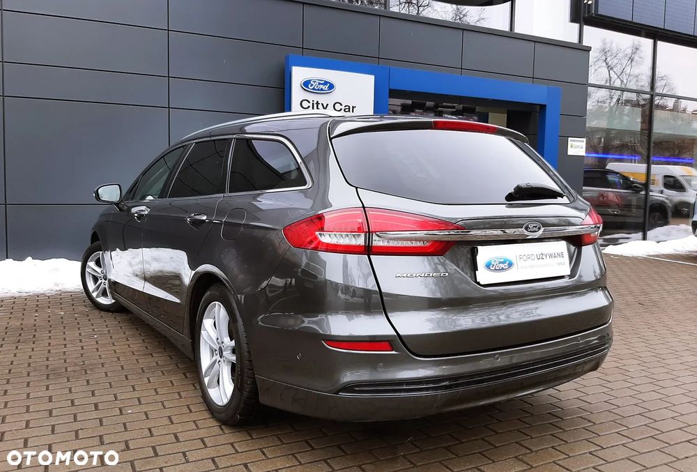 Ford Mondeo 2.0 TDCi Titanium PowerShift - 9