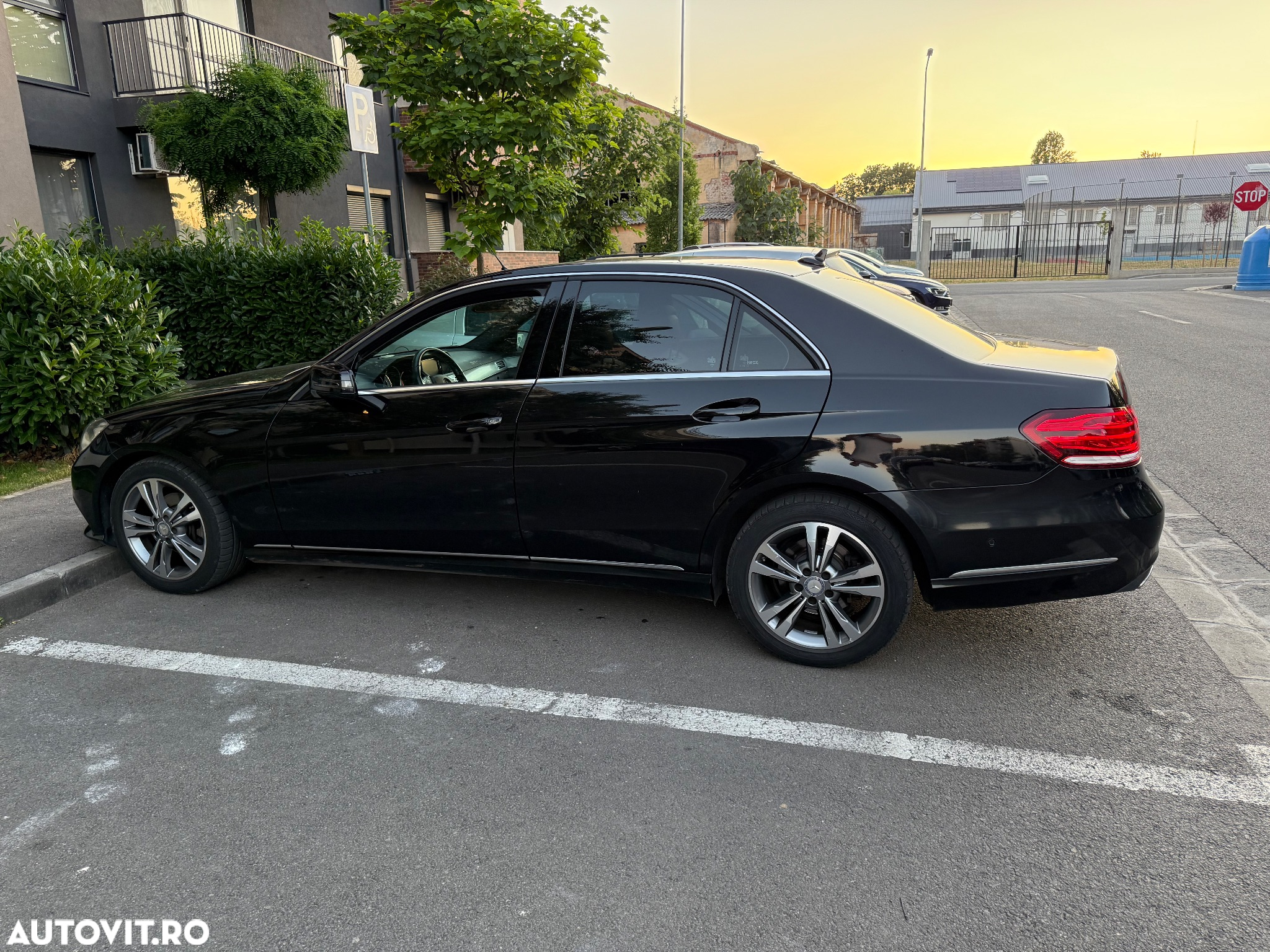 Mercedes-Benz E 220 BlueTEC 9G-TRONIC Avantgarde - 5