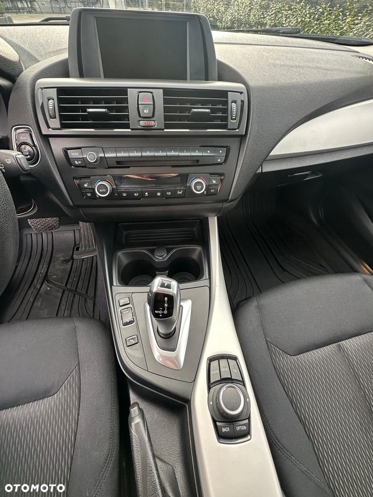 BMW Seria 1 116d - 11
