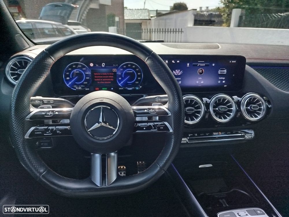 Mercedes-Benz EQA 250+ AMG Line - 24