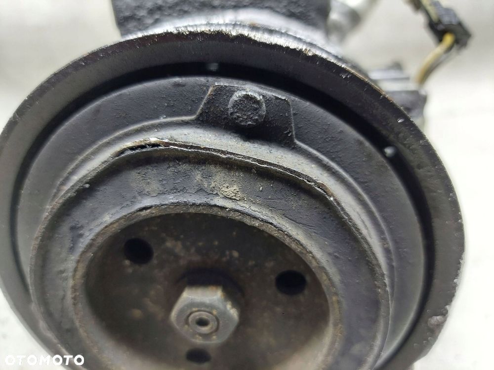 Kompresor Sprężarka Klimatyzacji 24411249 Opel Vectra B 2.0 - 4