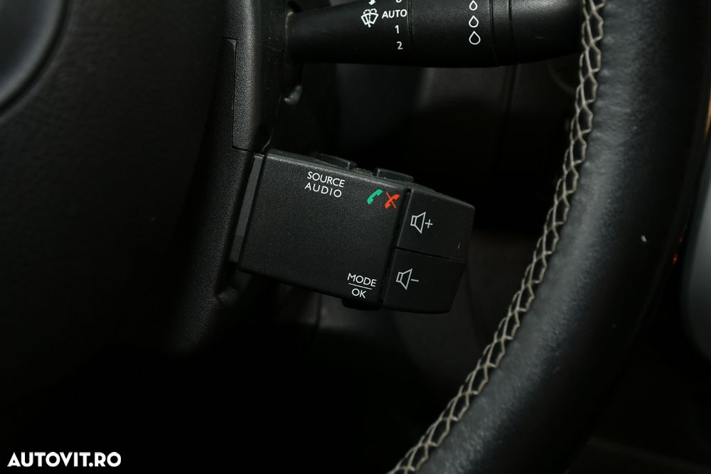 Opel VIVARO Mixt 4+1 locuri 125 CP Inmatriculata - 20