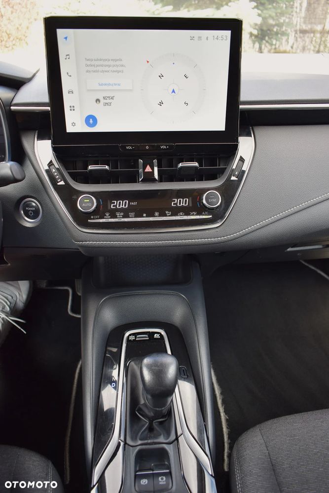 Toyota Corolla 1.8 Hybrid Style - 11