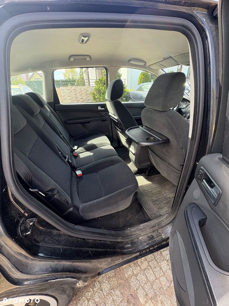 Ford Focus C-Max 2.0 Ghia - 19