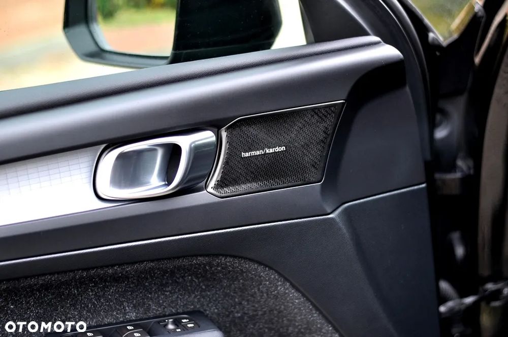 Volvo XC 40 D3 Momentum Pro - 19