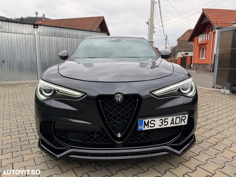 Alfa Romeo Stelvio 2.9 V6 Turbo AWD AT8 Quadrifoglio - 1