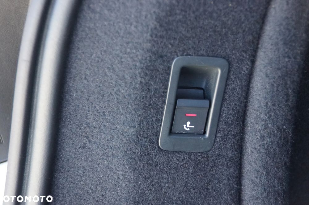 Audi A4 Allroad 2.0 TDI Quattro S tronic - 32