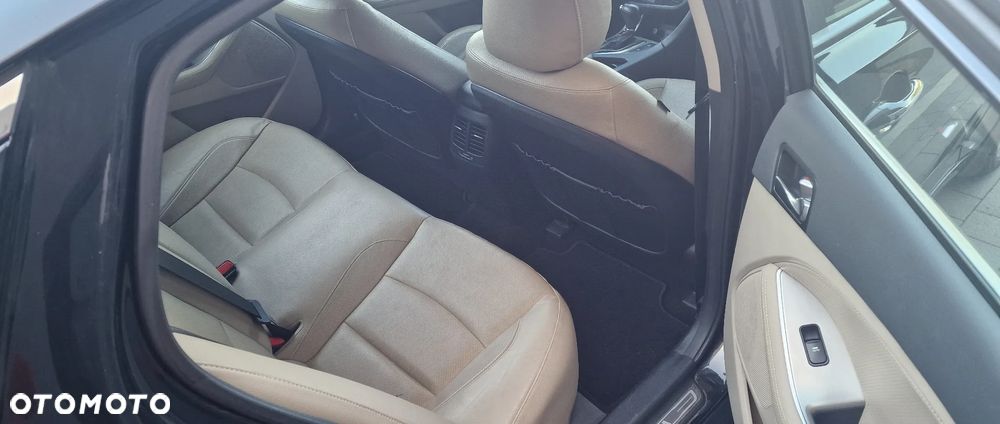 Kia Optima 1.7 CRDi XL - 10