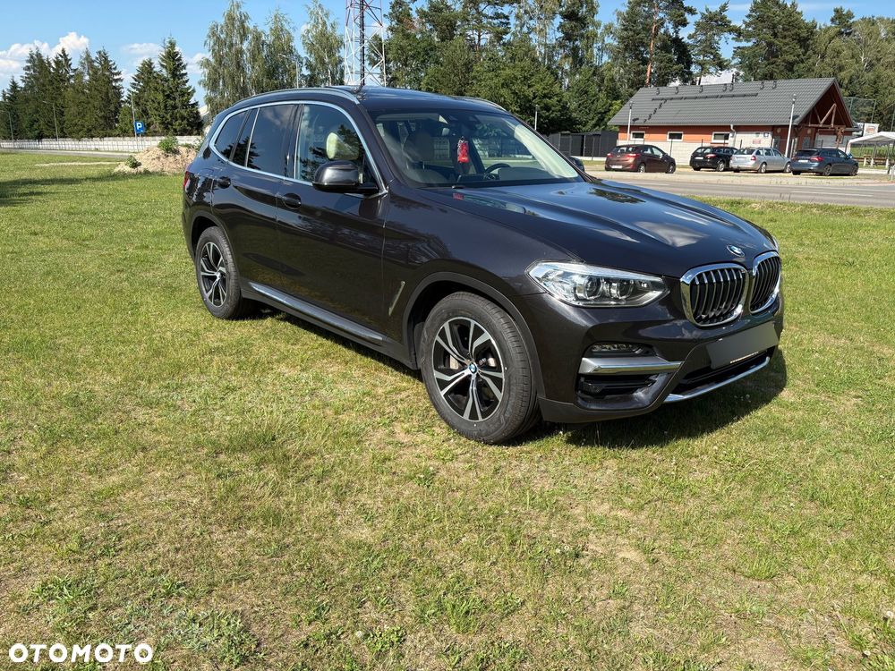 BMW X3 xDrive30e Luxury Line - 2