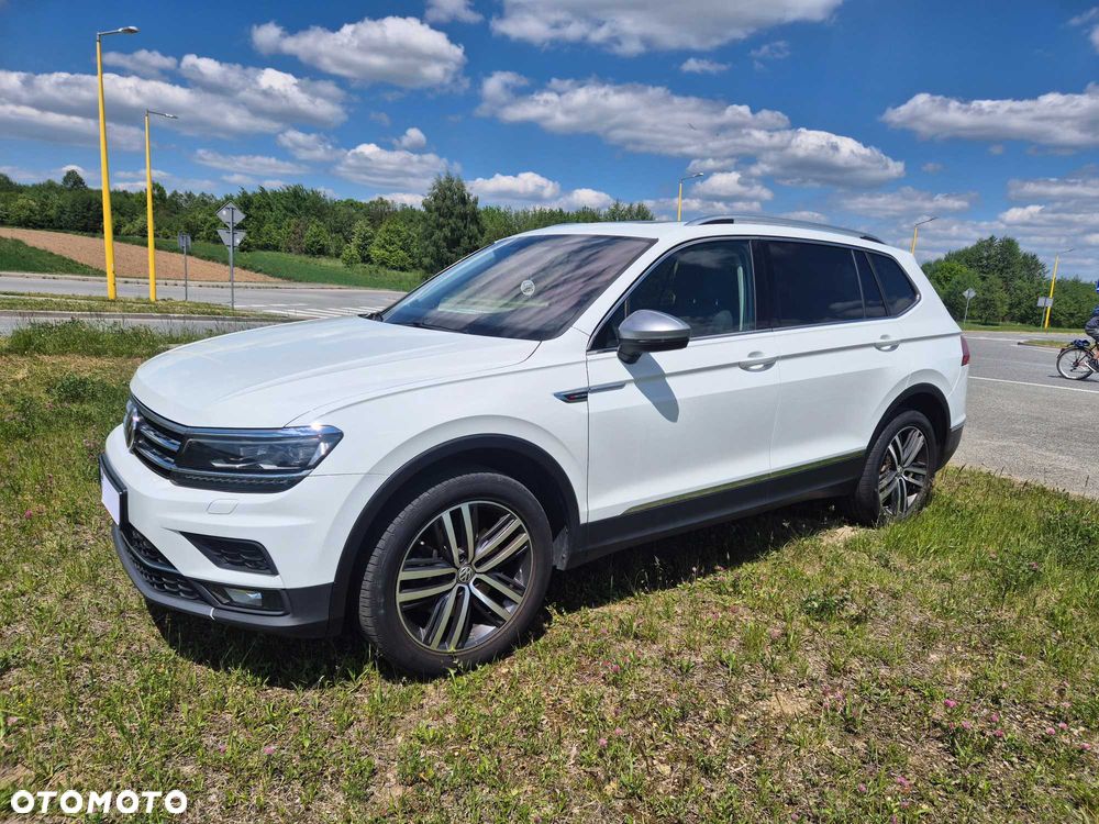 Volkswagen Tiguan Allspace - 8