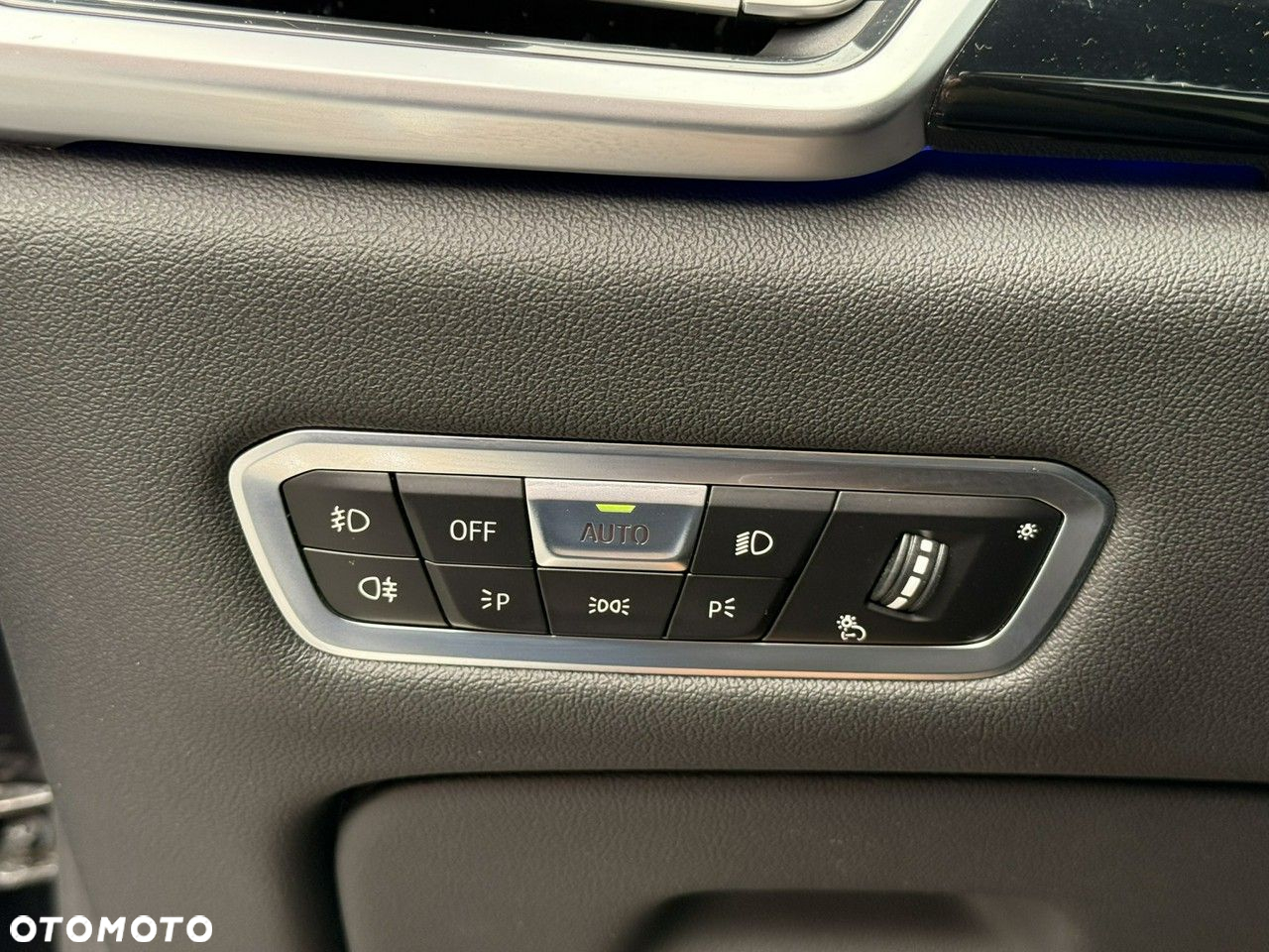 BMW X5 xDrive40i - 32