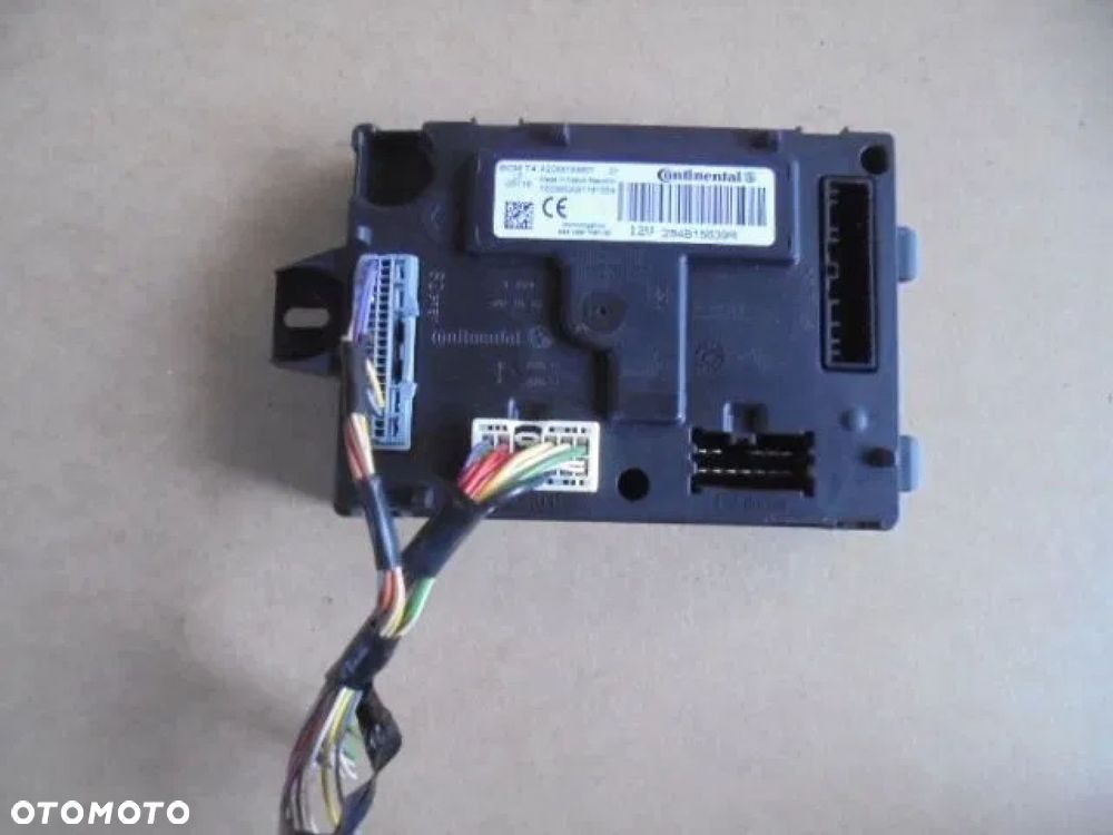 RENAULT CLIO IV MODUŁ STEROWNIK BCM 284B15639R - 1