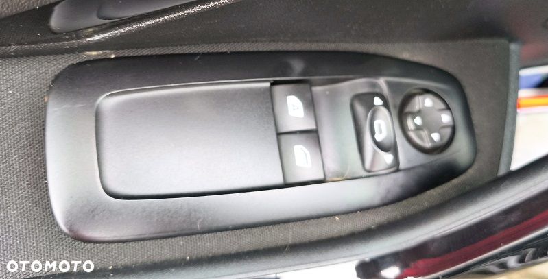 Peugeot 208 82 PureTech Style - 10