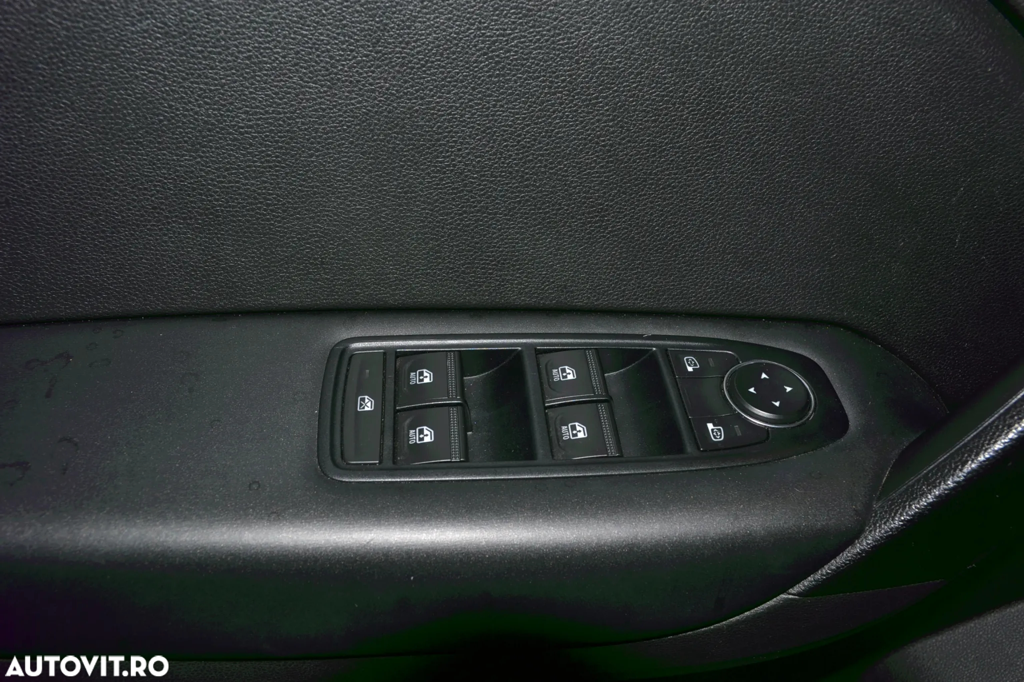 Renault Captur TCe 100 GPL Zen - 14