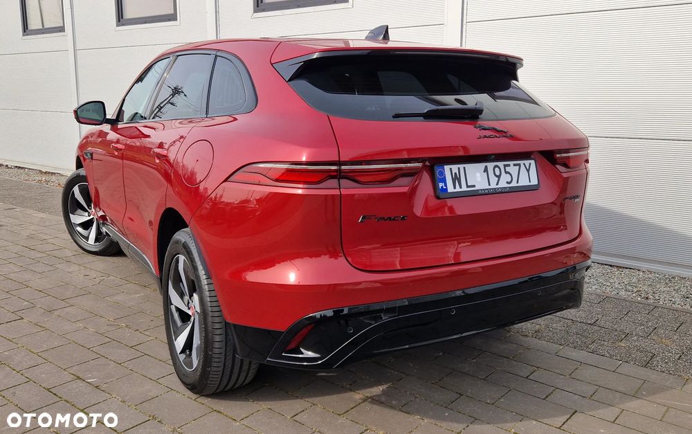 Jaguar F-Pace - 12