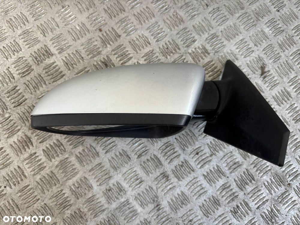 KIA Carens IV 2013-2019 Lusterko lewe 10 PIN 3D europa - 3