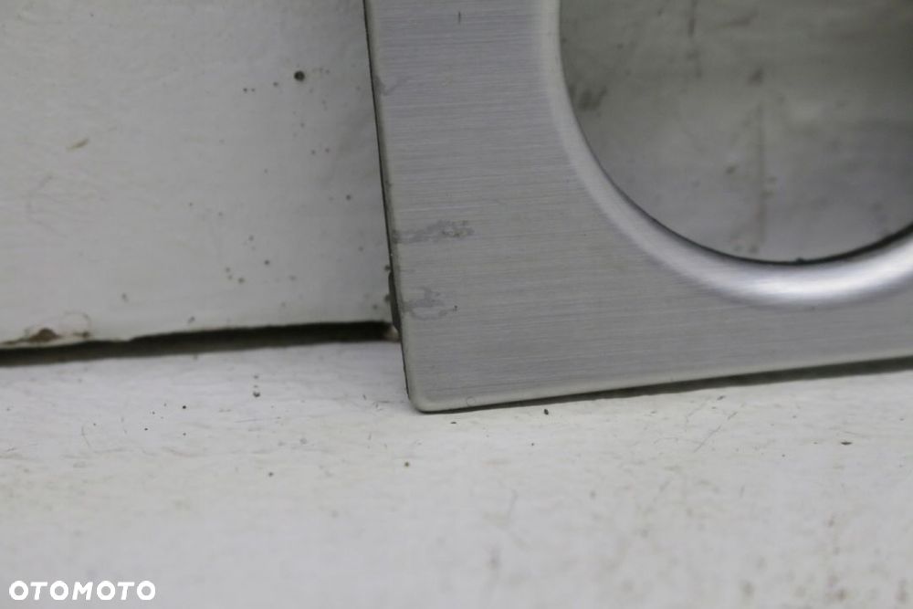 RAMKA klimatyzacji Passat b6 - 4